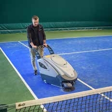 COMET COURT: THE SWEEPER FOR SYNTHETIC GRASS FIELDS