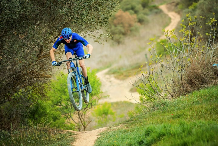 CLEANING YOUR BIKE: IT’S EASIER AND FASTER WITH A PRESSURE WASHER