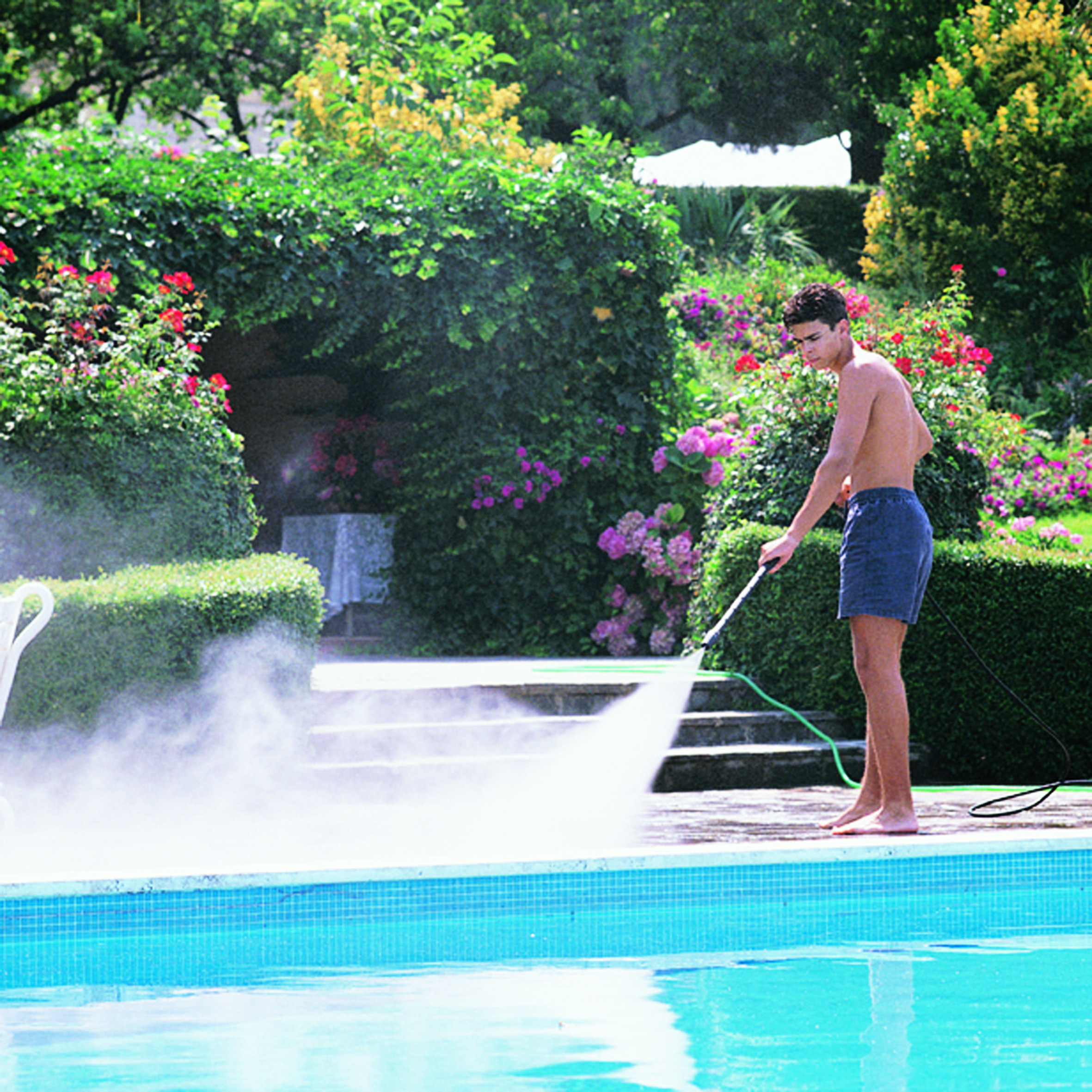 the advantages of having a pressure washer