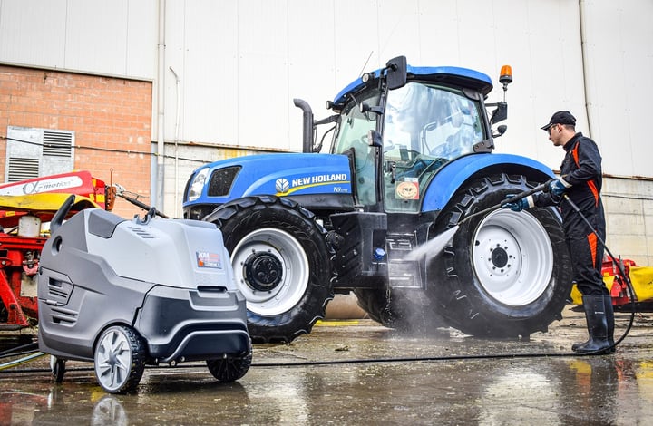 PROFESSIONAL HOT WATER PRESSURE WASHERS: OUTSTANDING PERFORMANCE TO MAKE YOUR JOB EASIER