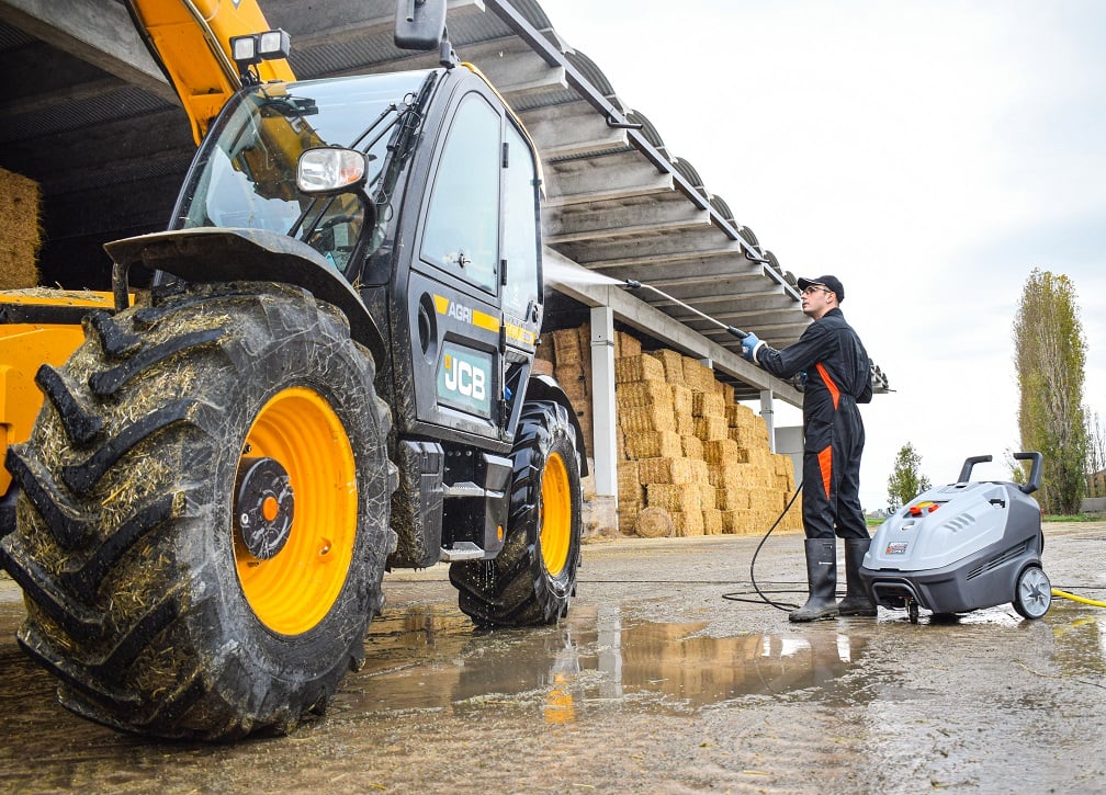 Professional hot water pressure washers outstanding performance to